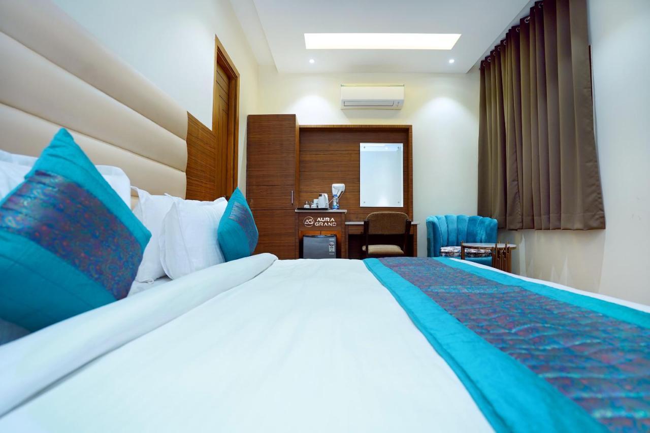 אמריצר Hotel Aura Grand By Levelup Hotels מראה חיצוני תמונה